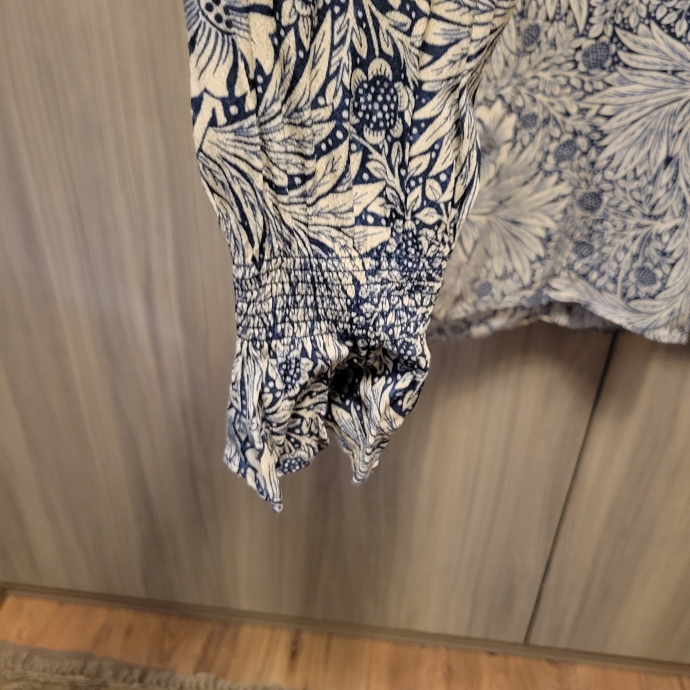 H&M x William Morris & Co Blue and White Floral Blouse 💐Rare - Picture 9 of 14